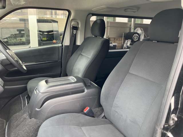 トヨタ ハイエースバン ２．８ スーパーＧＬ ロング ディーゼルターボ ４ＷＤ R1年 (甲信越・北陸) 99