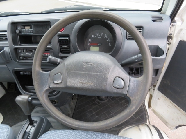 ダイハツ ハイゼットトラック ６６０ エアコン・パワステスペシャル ３方開 ４ＷＤ H26年 (甲信越・北陸) 99