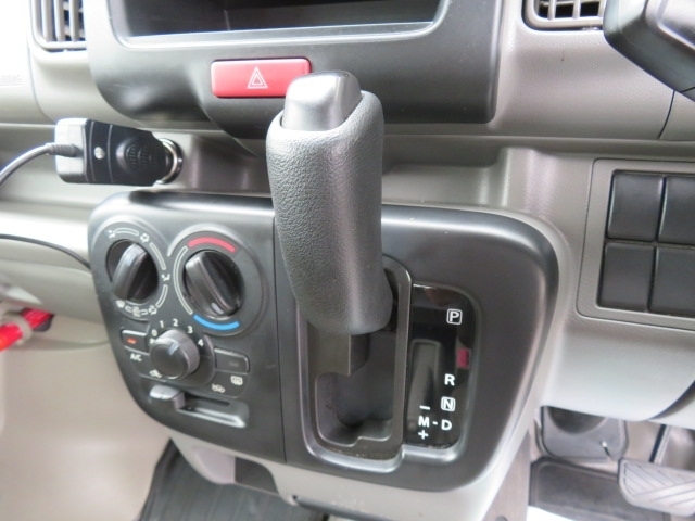 スズキ エブリイ ６６０ ＰＡ ハイルーフ ５ＡＧＳ車 ４ＷＤ H29年 (甲信越・北陸) 99