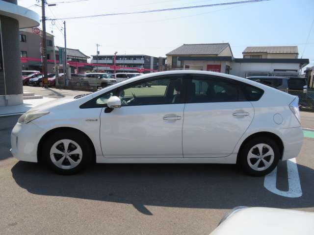 トヨタ プリウス １．８ Ｓ H25年 (甲信越・北陸) 99