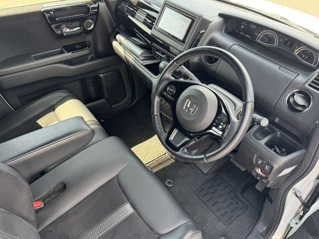ホンダ Ｎ　ＢＯＸ カスタム ６６０ Ｌ ターボ R3年 (甲信越・北陸) 99