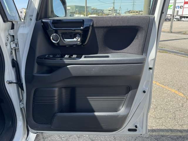 ホンダ Ｎ　ＢＯＸ カスタム ６６０ Ｌ ターボ R3年 (甲信越・北陸) 99