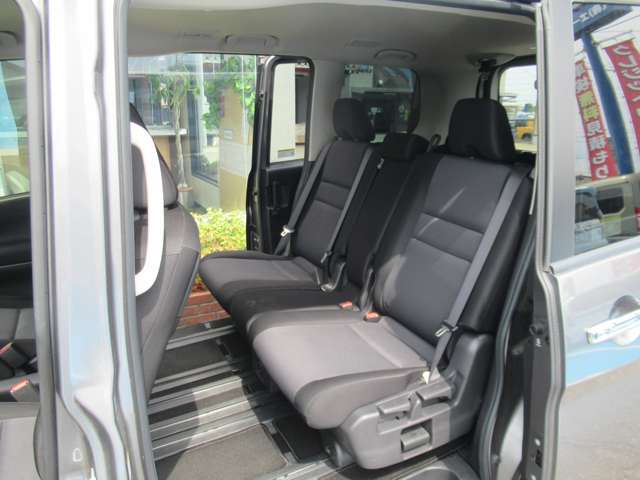 日産 セレナ ２．０ ＸＶ マルチベッド ４ＷＤ R4年 (甲信越・北陸) 99