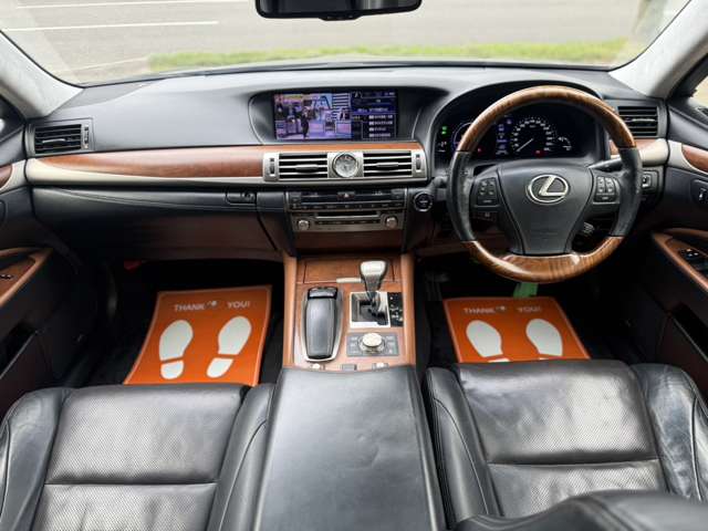 レクサス ＬＳハイブリッド ６００Ｈ バージョンＣ Ｉパッケージ ４ＷＤ H24年 (北海道) 99