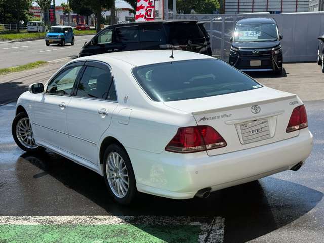 トヨタ クラウンアスリート ２．５ Ｉ－ＦＯＵＲ Ｇパッケージ ４ＷＤ H19年 (北海道) 99