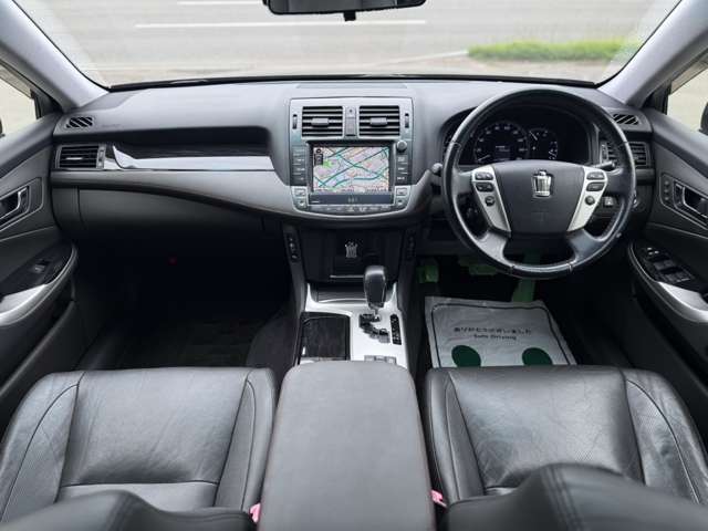 トヨタ クラウンアスリート ２．５ Ｉ－ＦＯＵＲ ４ＷＤ H23年 (北海道) 99
