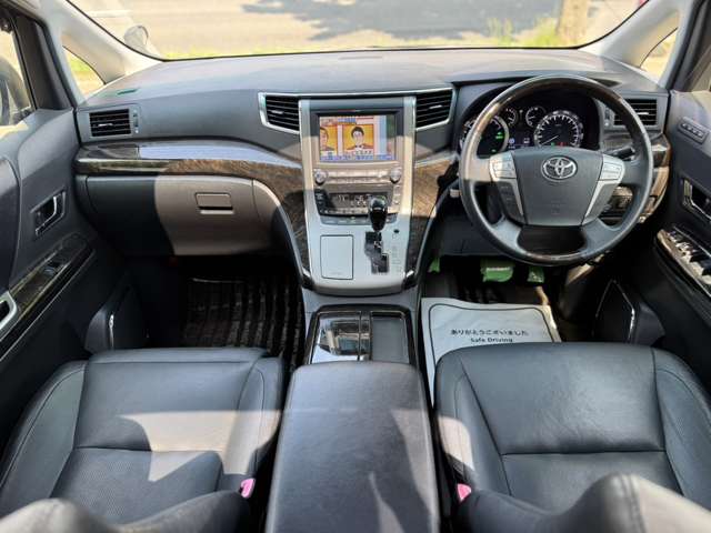トヨタ アルファード　ハイブリッド ２．４ ＳＲ Ｃパッケージ ４ＷＤ H25年 (北海道) 99