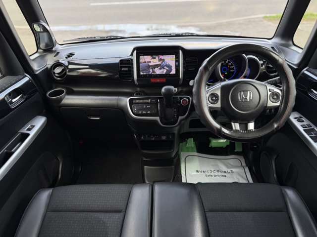 ホンダ Ｎ　ＢＯＸ ６６０ カスタムＧ ターボＳＳパッケージ ４ＷＤ H29年 (北海道) 99