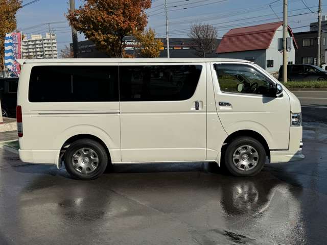 トヨタ ハイエースバン ２．８ スーパーＧＬ ５０ＴＨ アニバーサリー リミテッド ロングボディ ディーゼルターボ ４ＷＤ R1年 (北海道) 99