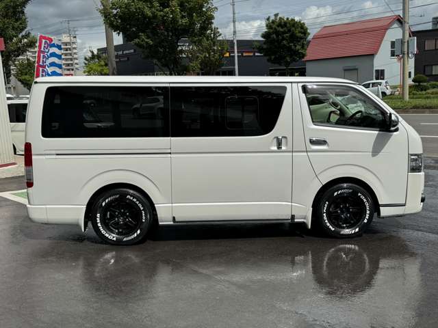 トヨタ ハイエースバン ３．０ スーパーＧＬ ダークプライム ロングボディ ディーゼルターボ ４ＷＤ H29年 (北海道) 99