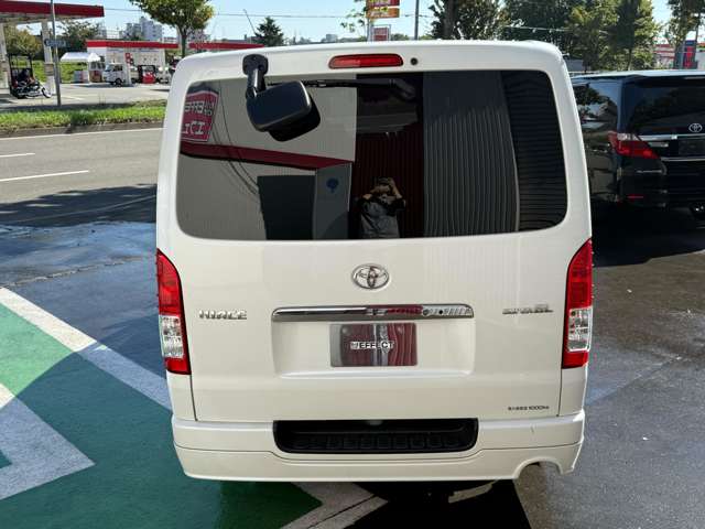 トヨタ ハイエースバン ２．８ スーパーＧＬ ロング ディーゼルターボ ４ＷＤ R2年 (北海道) 99