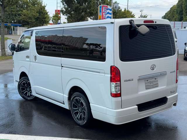 トヨタ ハイエースバン ２．８ スーパーＧＬ ロング ディーゼルターボ ４ＷＤ R2年 (北海道) 99