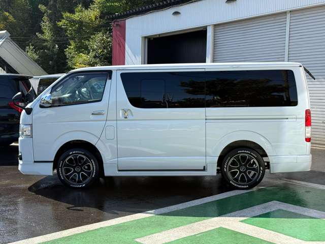 トヨタ ハイエースバン ２．８ スーパーＧＬ ロング ディーゼルターボ ４ＷＤ R2年 (北海道) 99