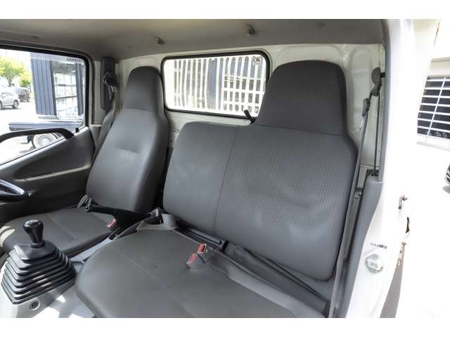 日野自動車 デュトロ ４．０ フルジャストロー ディーゼルターボ ４ＷＤ H27年 (北海道) 99