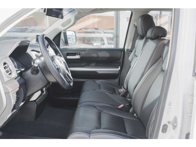 米国トヨタ タンドラ ダブルキャブ ＳＲ５ ５．７ Ｖ８ ４ＷＤ H26年 (北海道) 99