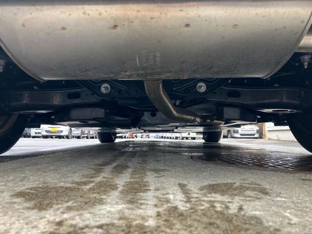 トヨタ プリウス １．８ Ｕ Ｅ－ＦＯＵＲ ４ＷＤ R5年 (北海道) 99