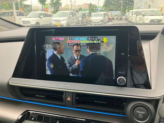 トヨタ プリウス １．８ Ｕ Ｅ－ＦＯＵＲ ４ＷＤ R5年 (北海道) 99