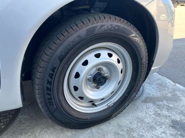 日産 ノート １．２ Ｅ－ＰＯＷＥＲ Ｂ ＦＯＵＲ ４ＷＤ R3年 (北海道) 99