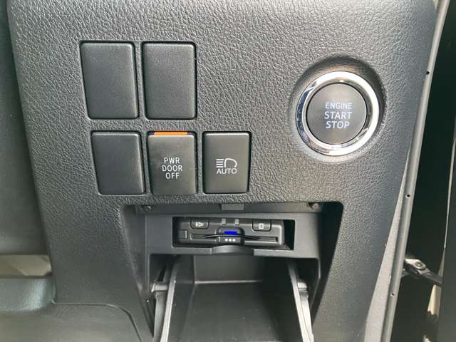 トヨタ アルファード ２．５ Ｓ ４ＷＤ R4年 (北海道) 99