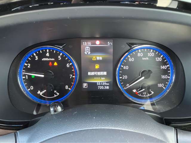 日産 エルグランド ２．５ ２５０ハイウェイスターＳ ４ＷＤ R5年 (北海道) 99