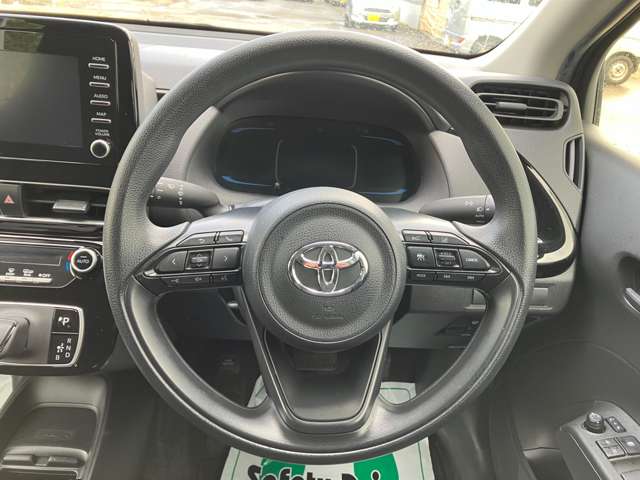 トヨタ アクア １．５ Ｘ Ｅ－ＦＯＵＲ ４ＷＤ R5年 (北海道) 99