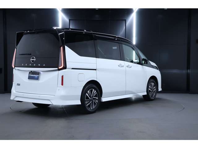 日産 セレナ ２．０ ハイウェイスターＶ ４ＷＤ R5年 (北海道) 99