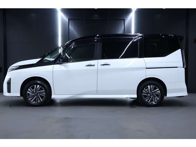 日産 セレナ ２．０ ハイウェイスターＶ ４ＷＤ R5年 (北海道) 99