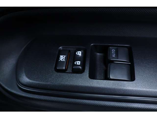 トヨタ アクア １．５ Ｌ H26年 (北海道) 99