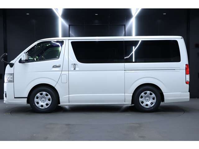 トヨタ ハイエースバン ２．８ スーパーＧＬ ダークプライムＩＩ ロングボディ ディーゼルターボ ４ＷＤ R5年 (北海道) 99