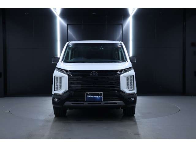 三菱 デリカ　Ｄ：５ ２．２ シャモニー 電動サイドステップ装着車 ディーゼルターボ ４ＷＤ R7年 (北海道) 99