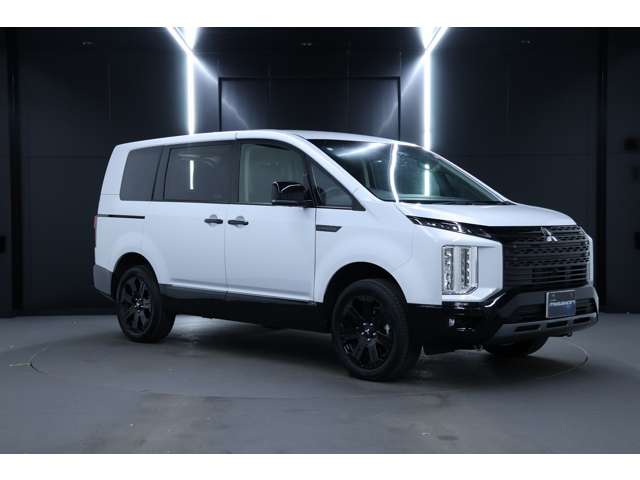 三菱 デリカ　Ｄ：５ ２．２ シャモニー 電動サイドステップ装着車 ディーゼルターボ ４ＷＤ R7年 (北海道) 99