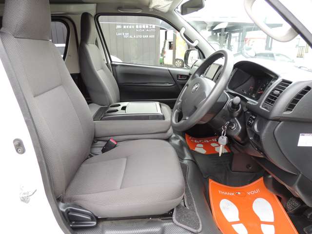 トヨタ レジアスエースバン ３．０ ＤＸ ロングボディ ＧＬパッケージ ディーゼルターボ ４ＷＤ H29年 (北海道) 99