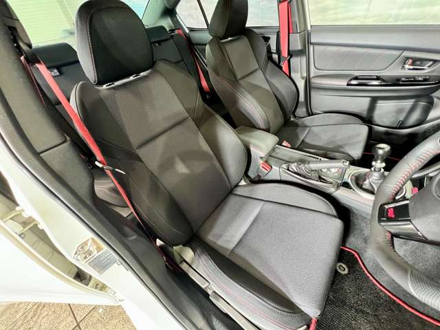 スバル ＷＲＸ　ＳＴＩ ＳＴＩ ２．０ タイプ ＲＡ－Ｒ ４ＷＤ H30年 (北海道) 99