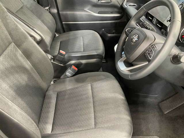 トヨタ ノア ２．０ Ｓ－Ｇ ４ＷＤ R5年 (北海道) 99