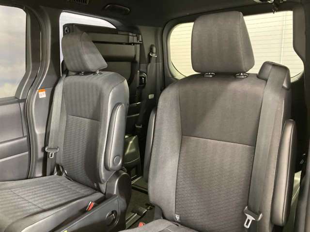 トヨタ ノア ２．０ Ｓ－Ｇ ４ＷＤ R5年 (北海道) 99