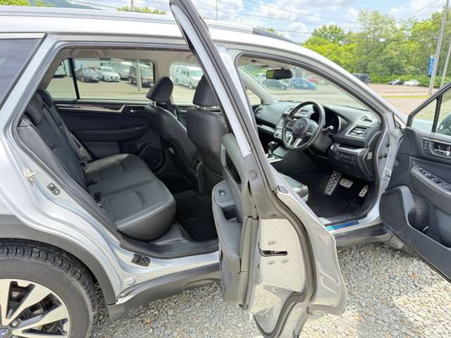 スバル レガシィアウトバック ２．５ リミテッド ４ＷＤ H29年 (北海道) 99