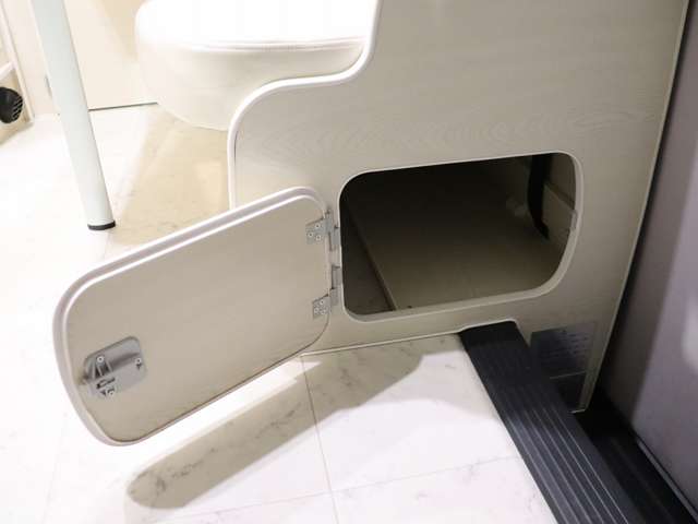 トヨタ レジアスエースバン キャンピング H30年 (北海道) 99