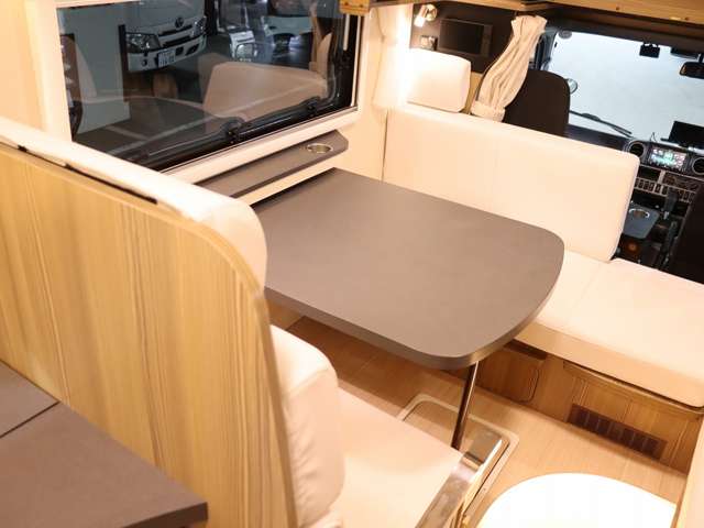 トヨタ カムロード キャンピング R7年 (北海道) 99
