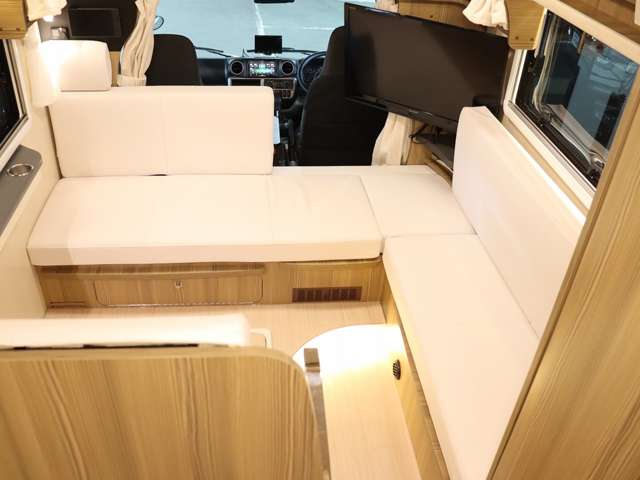 トヨタ カムロード キャンピング R7年 (北海道) 99