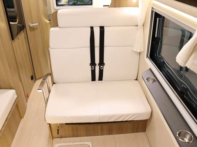 トヨタ カムロード キャンピング R7年 (北海道) 99