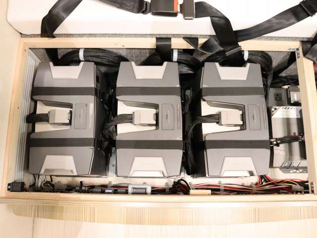 トヨタ カムロード キャンピング R7年 (北海道) 99