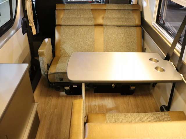 トヨタ ハイエースバン キャンピング R6年 (北海道) 99