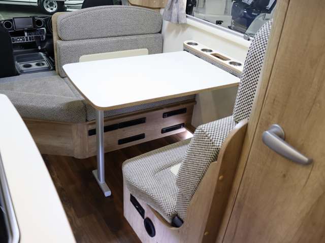 トヨタ カムロード キャンピング R6年 (北海道) 99