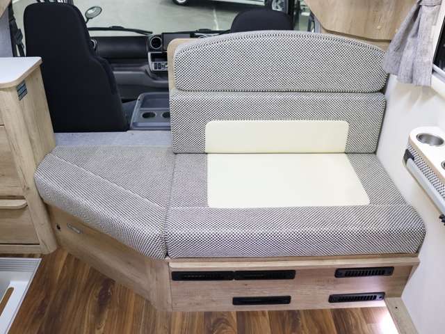 トヨタ カムロード キャンピング R6年 (北海道) 99