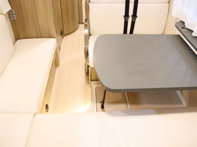 トヨタ カムロード キャンピング R5年 (北海道) 99
