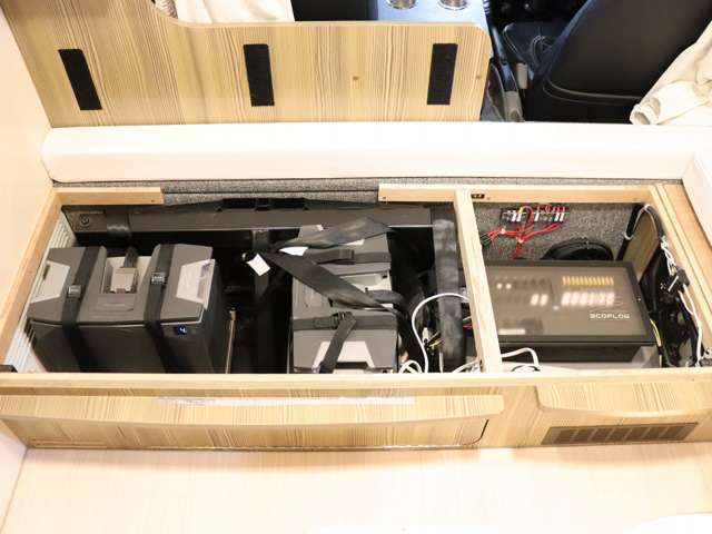 トヨタ カムロード キャンピング R5年 (北海道) 99