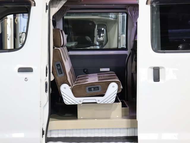 トヨタ ライトエースバン キャンピング H28年 (北海道) 99