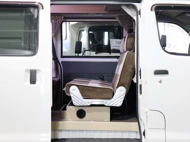 トヨタ ライトエースバン キャンピング H28年 (北海道) 99