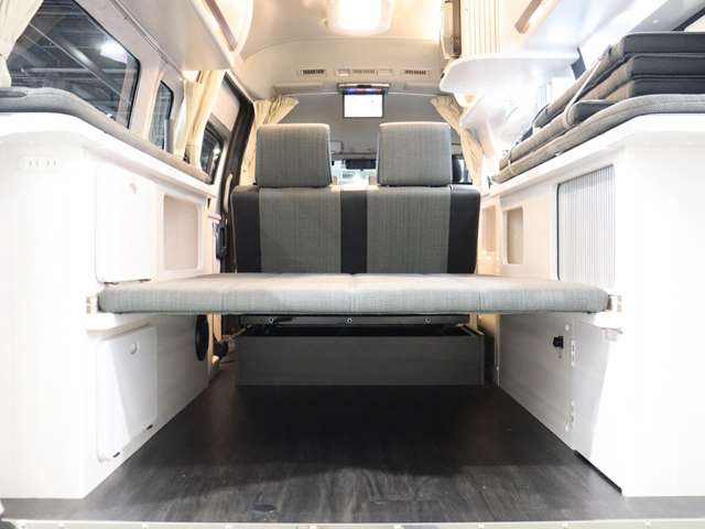 トヨタ ハイエースバン キャンピング R5年 (北海道) 99