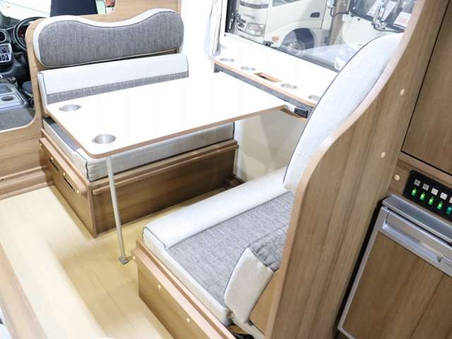 トヨタ カムロード キャンピング R3年 (北海道) 99